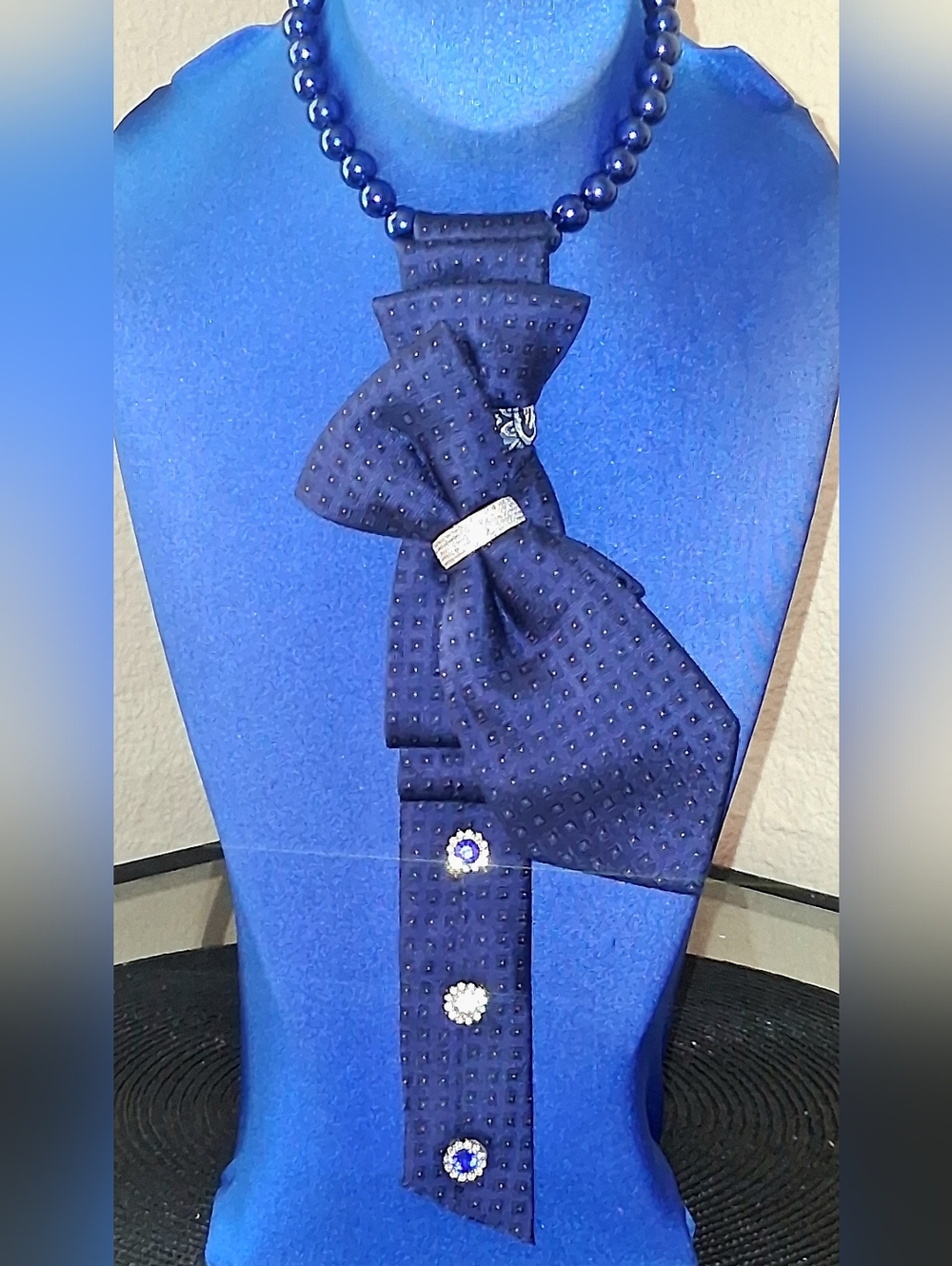 👔 IT'S A SALE!! DEBONAIR TIE NECKLACE 👔